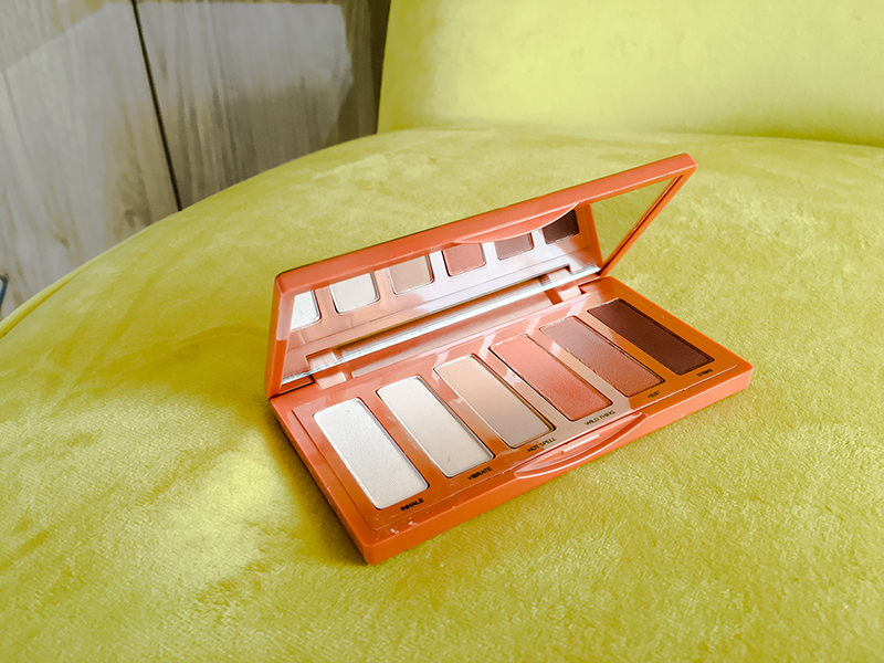 urban_decay_naked_petite_heat1