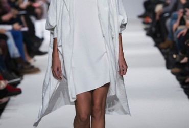 Irina Schrotter&Mihaela Glavan primavara-vara 2014: Lighted Paths