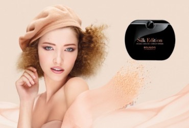 Bourjois Silk Edition: noua pudra compacta pentru un ten mat si perfect uniformizat