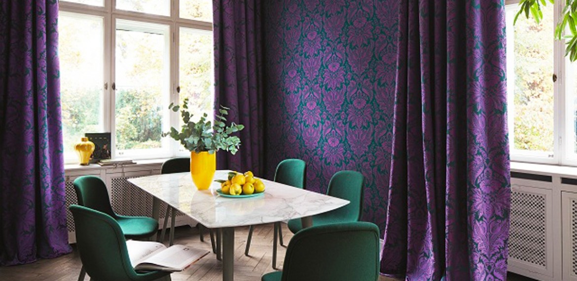 Ladylike deco: pasiune pentru design si arta in colectii exclusive de tapet semnate de Trussardi sau Etro