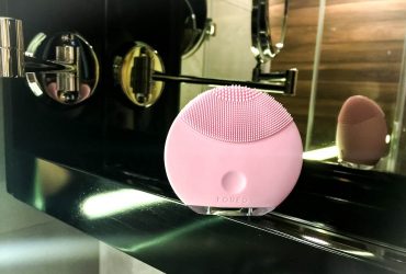 Curatare personalizata a tenului: Foreo Luna mini